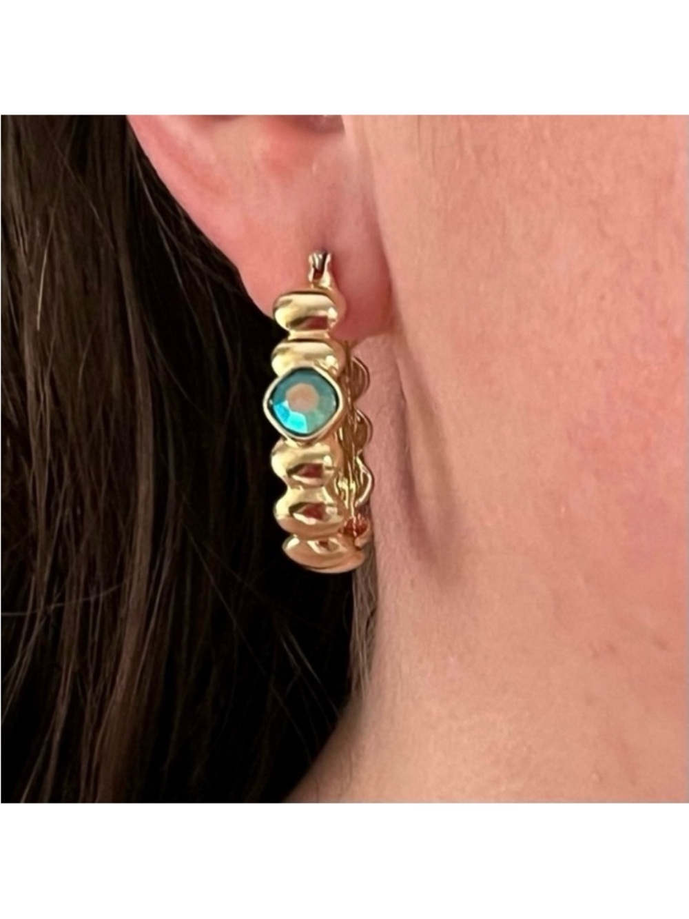 🆕 - Laundry by Shelli Segal-Blue Crystal Side Hoop Earrings. NWT
